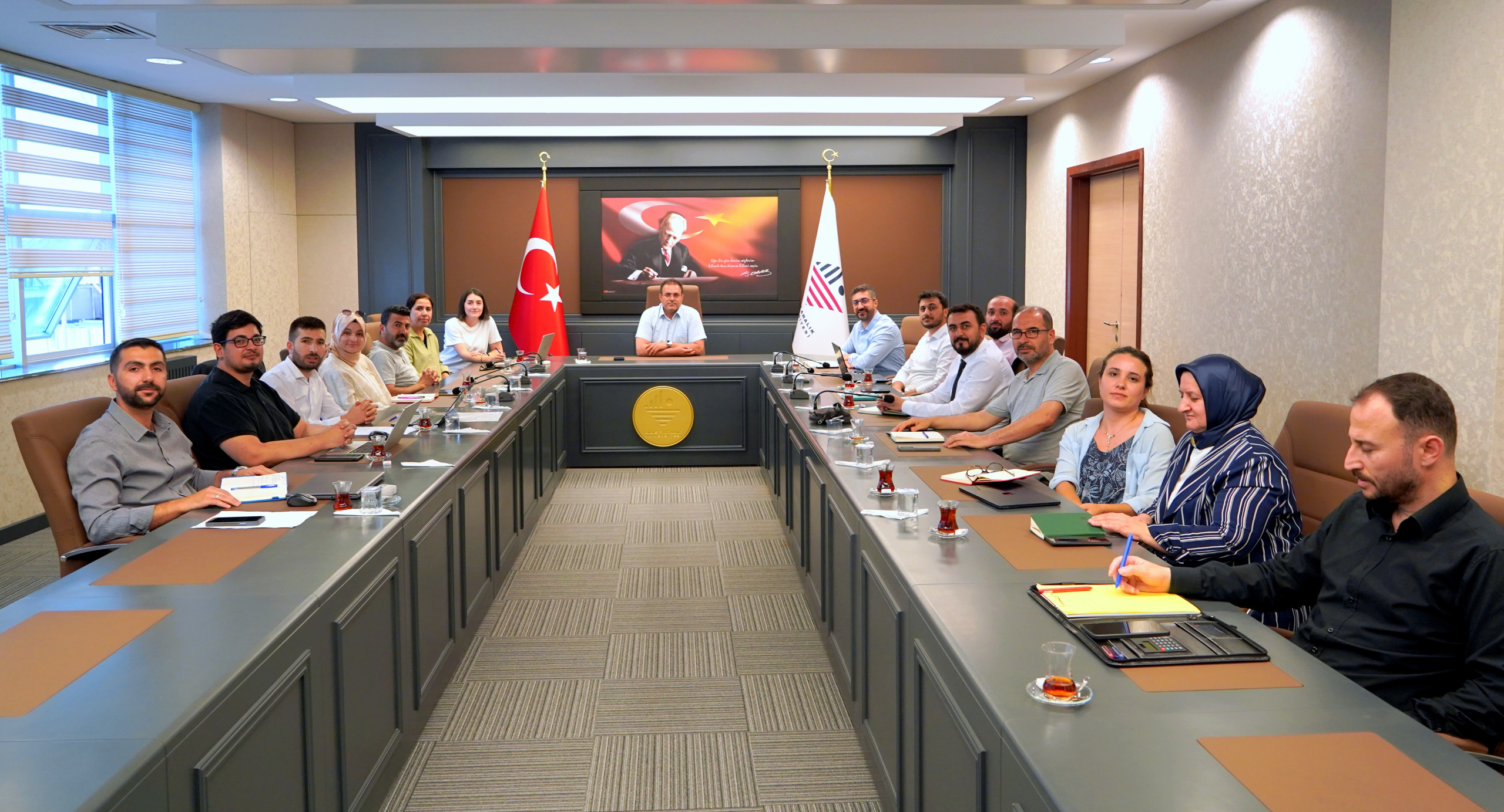 Rektörlüğümüzde Kalite ve Akreditasyon Süreçlerine Yönelik Toplantı Gerçekleştirildi